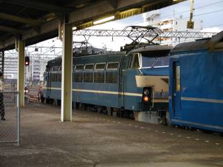 �Q����}�u�x�m�v