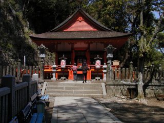 �����_��